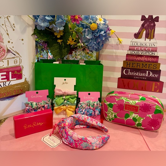 Lilly Pulitzer Accessories - NWT LILLY PULITZER Pink/Multi Floral Headband/4 Scrunchies/Cosmetic Bag/2 Soaps